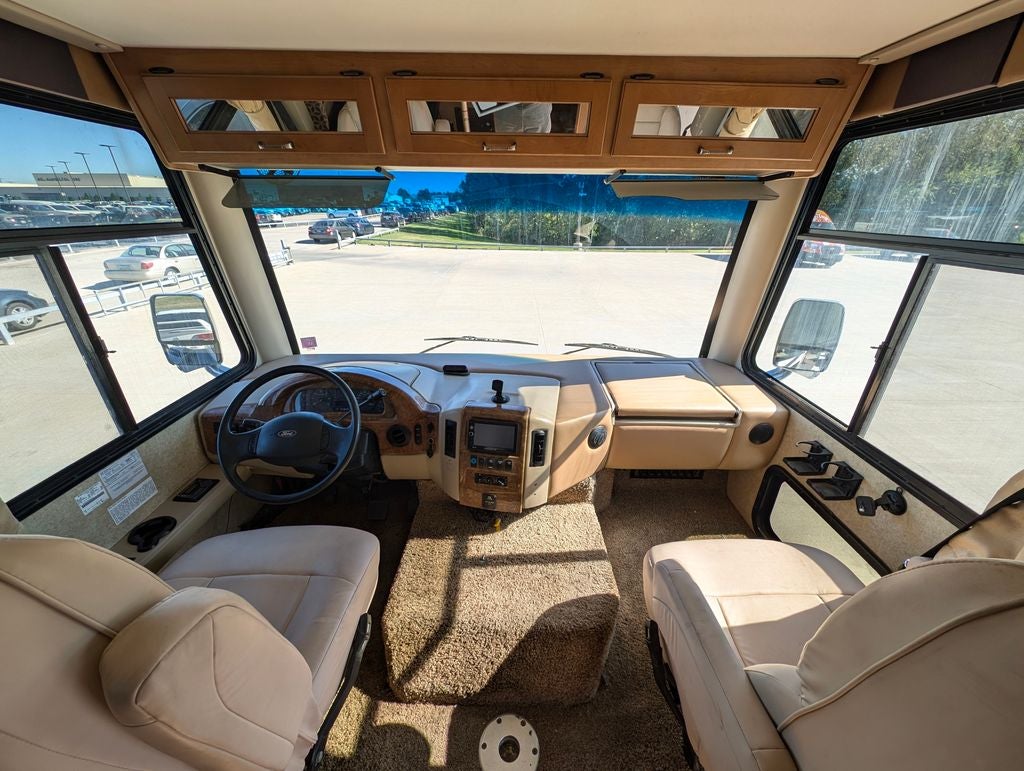 2015 Thor M-27K Hurricane