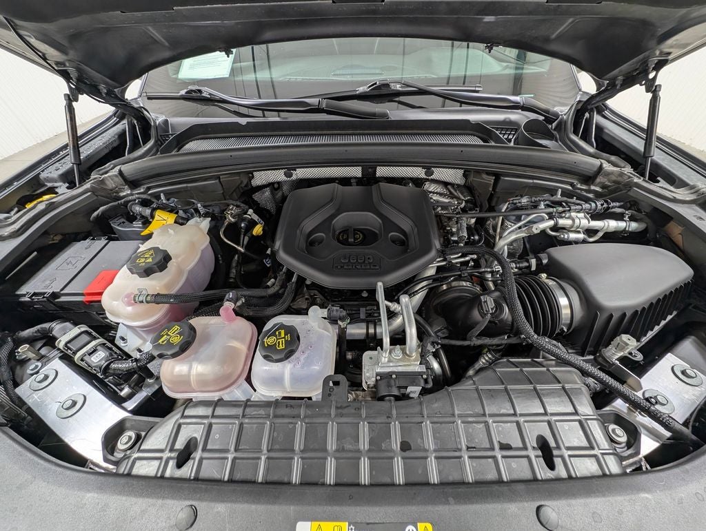 2025 Jeep Grand Cherokee Anniversary Edition 4xe