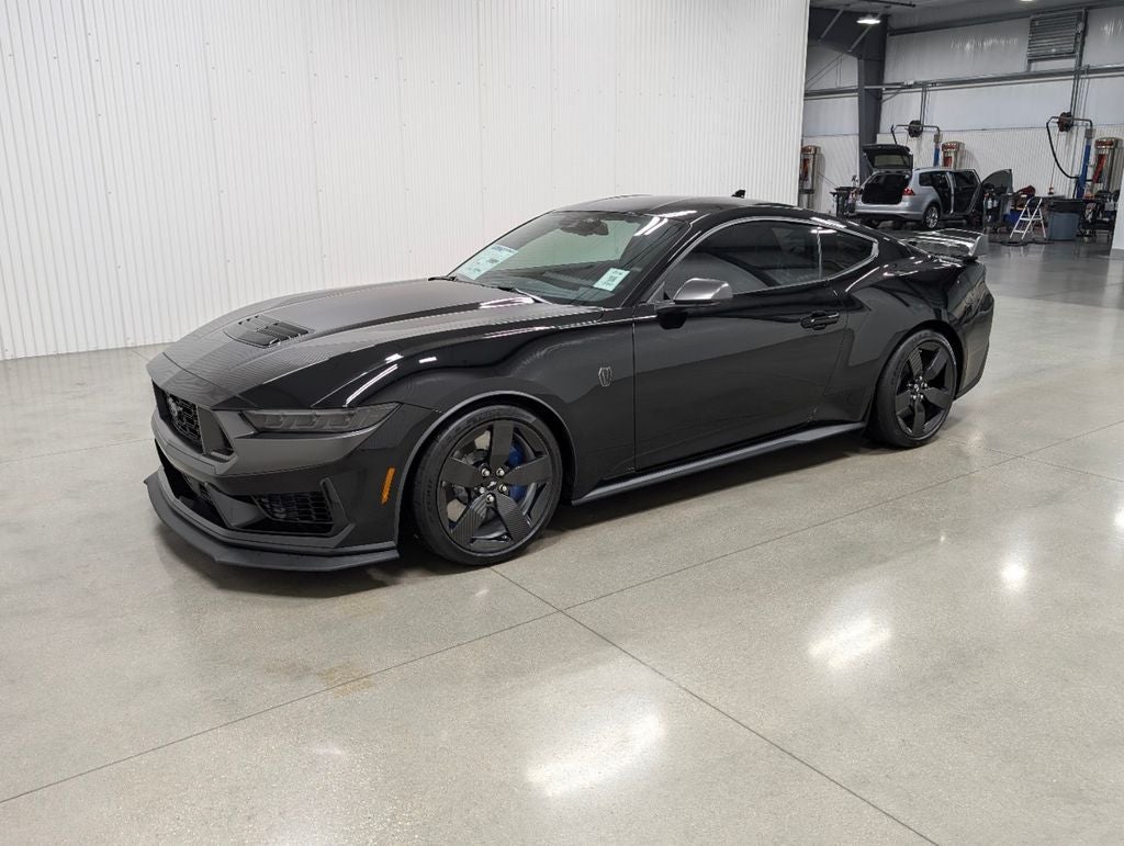 2024 Ford Mustang Dark Horse