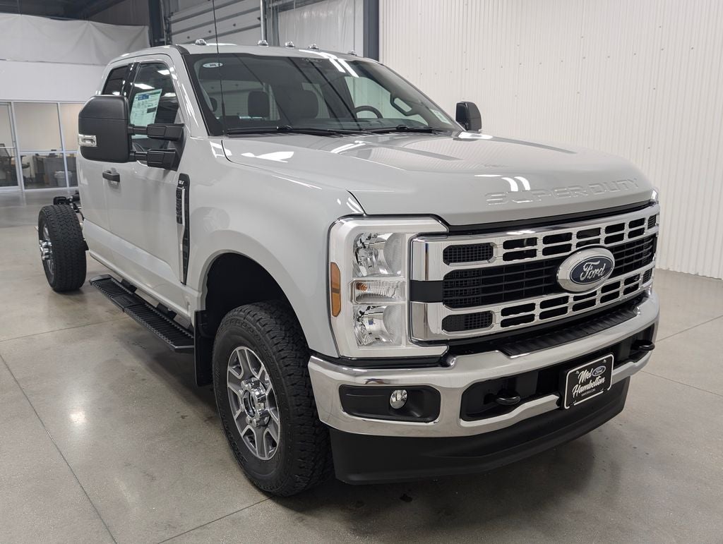 2025 Ford F-350SD XLT