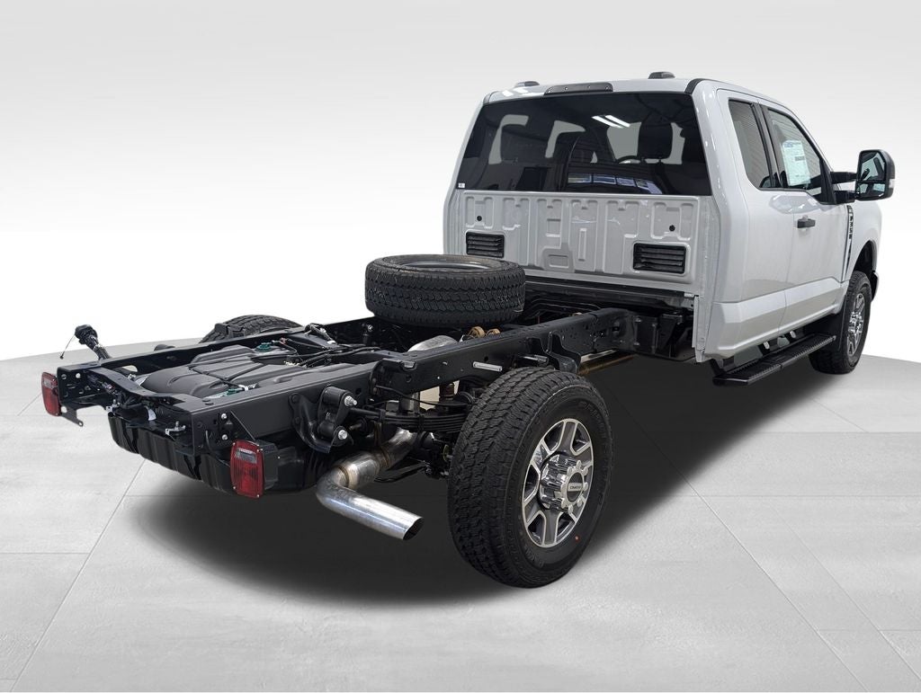 2025 Ford F-350SD XLT