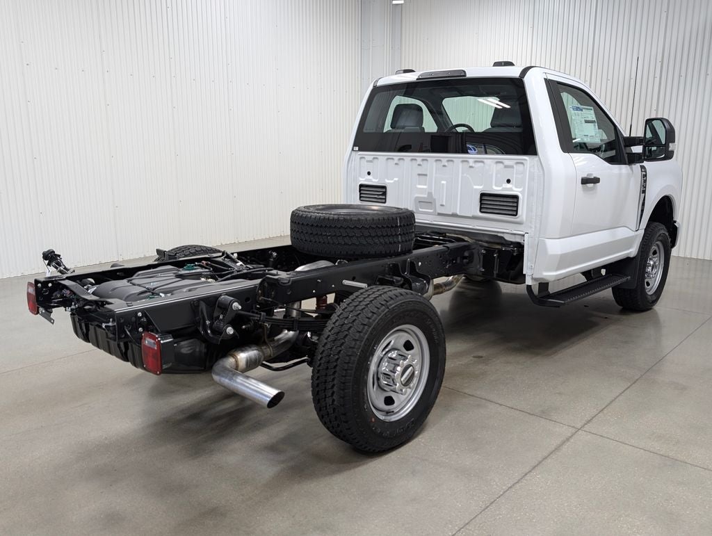 2025 Ford F-350SD XL