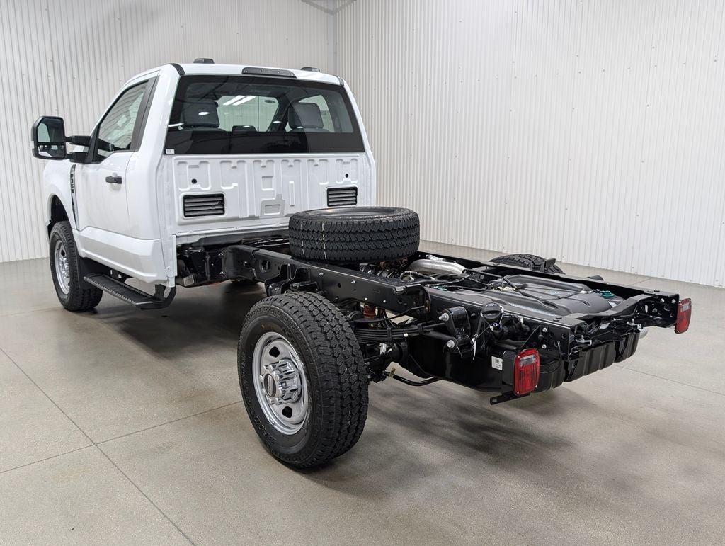 2025 Ford F-350SD XL