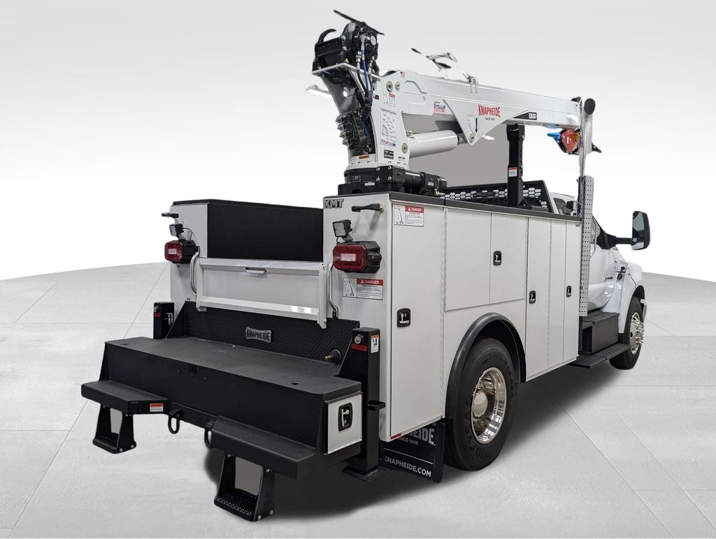 2025 Ford F-750SD Mechanic's Body w/ Crane