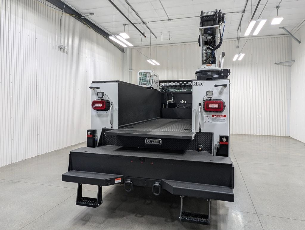 2025 Ford F-750SD Mechanic's Body w/ Crane