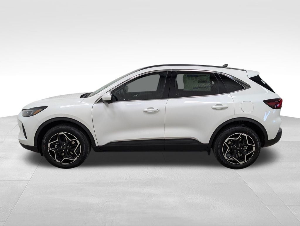 2026 Ford Escape Platinum