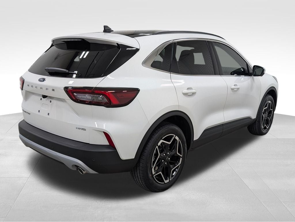 2026 Ford Escape Platinum
