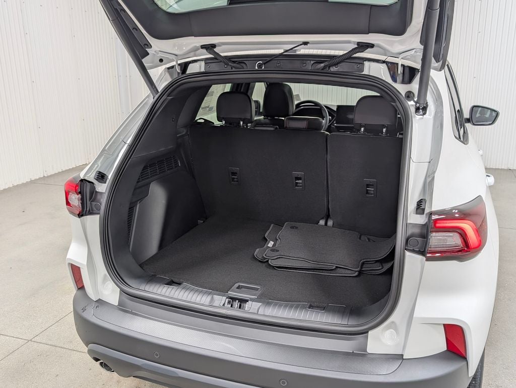 2026 Ford Escape Hybrid ST-Line Select