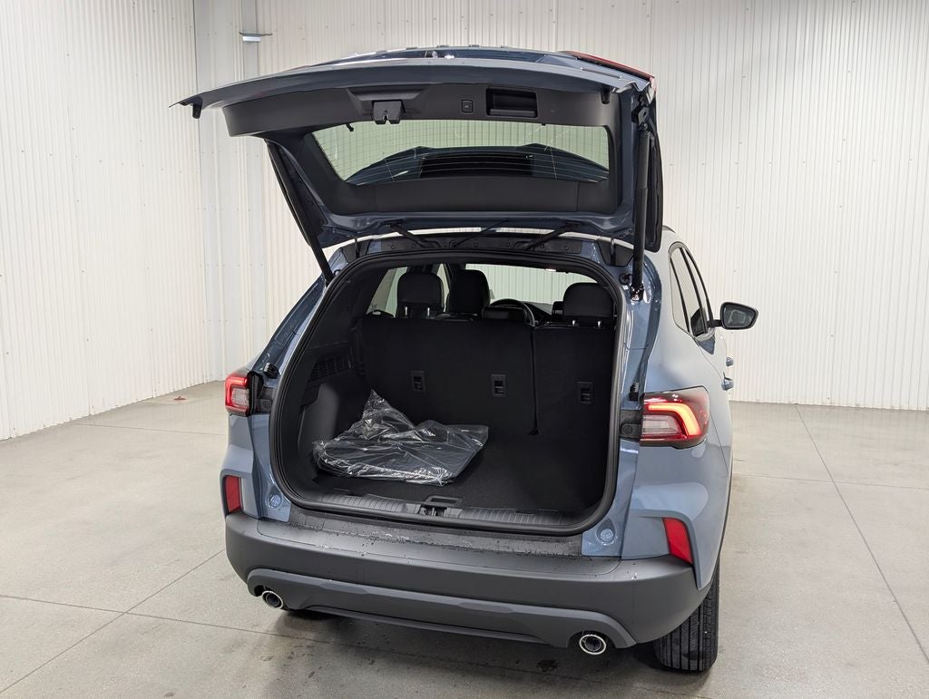 2026 Ford Escape Hybrid ST-Line Select