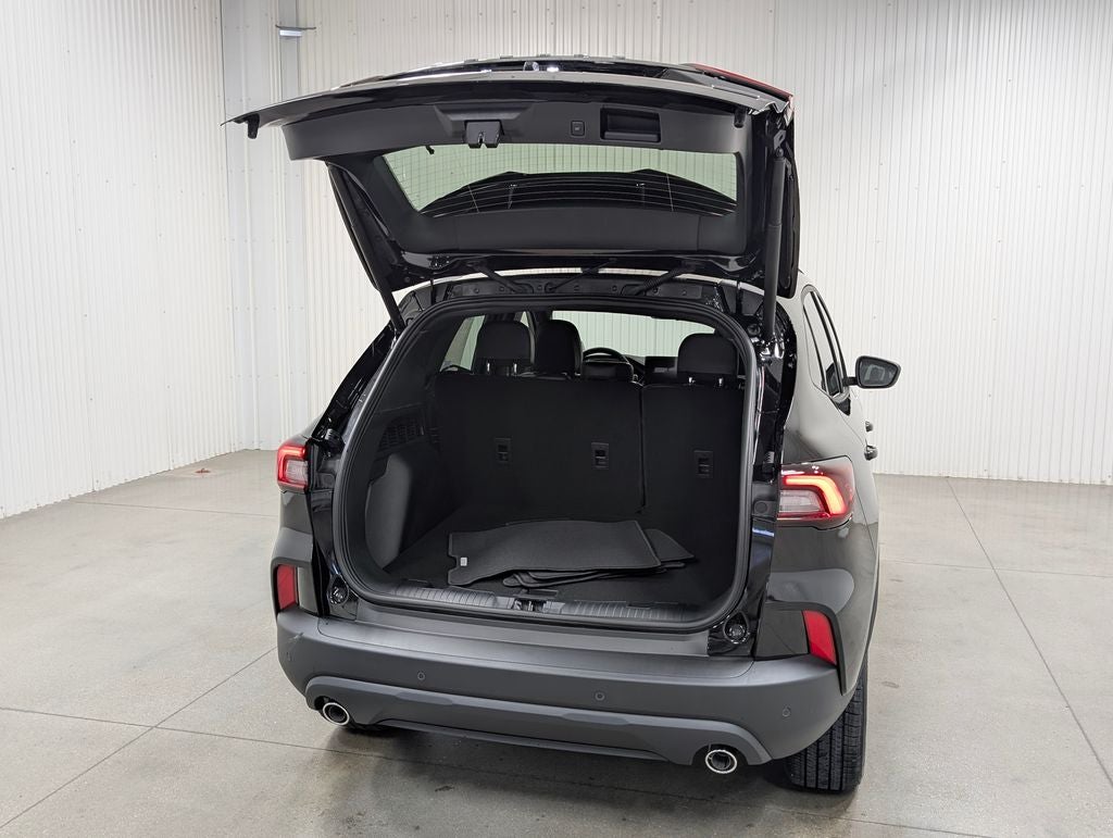 2026 Ford Escape Hybrid ST-Line Select