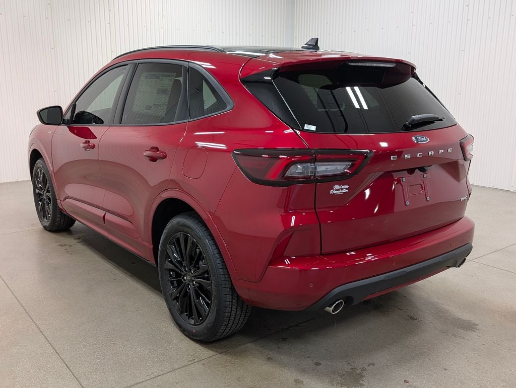 2026 Ford Escape ST-Line Elite