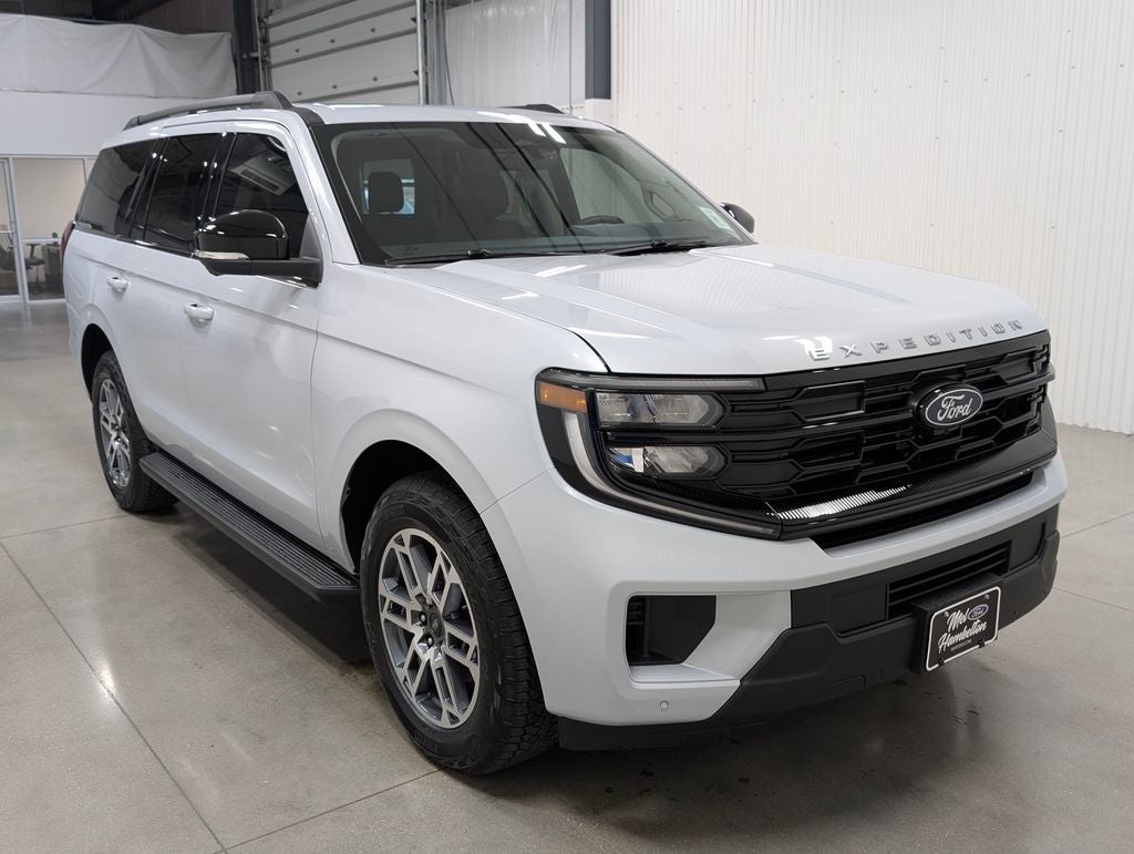 2025 Ford Expedition Active
