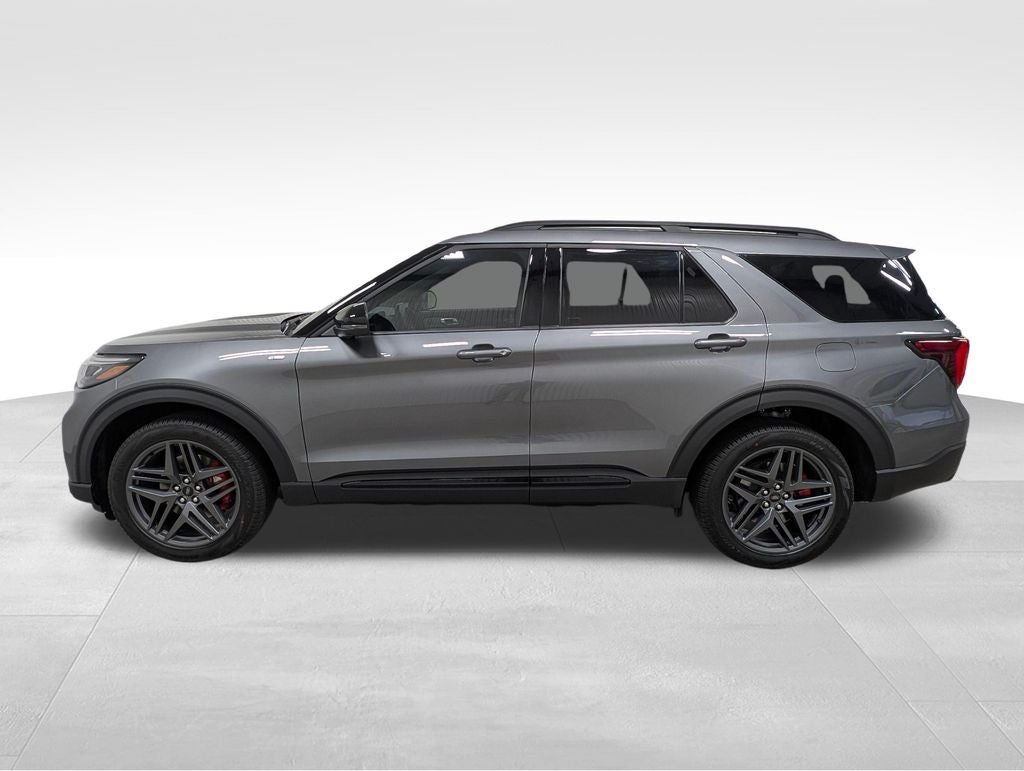 2026 Ford Explorer ST-LINE 4WD's photo