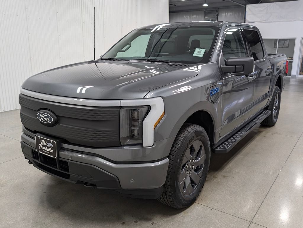 2025 Ford F-150 Lightning Flash