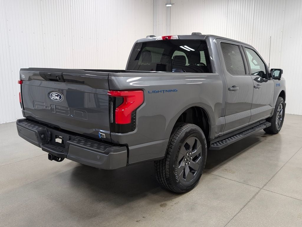 2025 Ford F-150 Lightning Flash