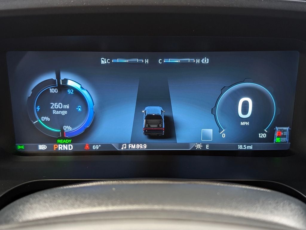 2025 Ford F-150 Lightning Flash