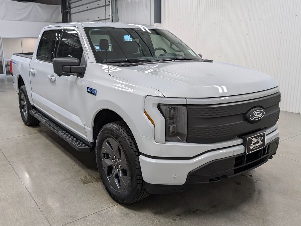 2025 Ford F-150 Lightning Flash