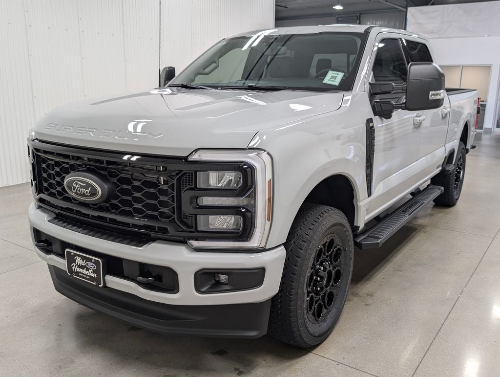 2025 Ford F-350SD XLT