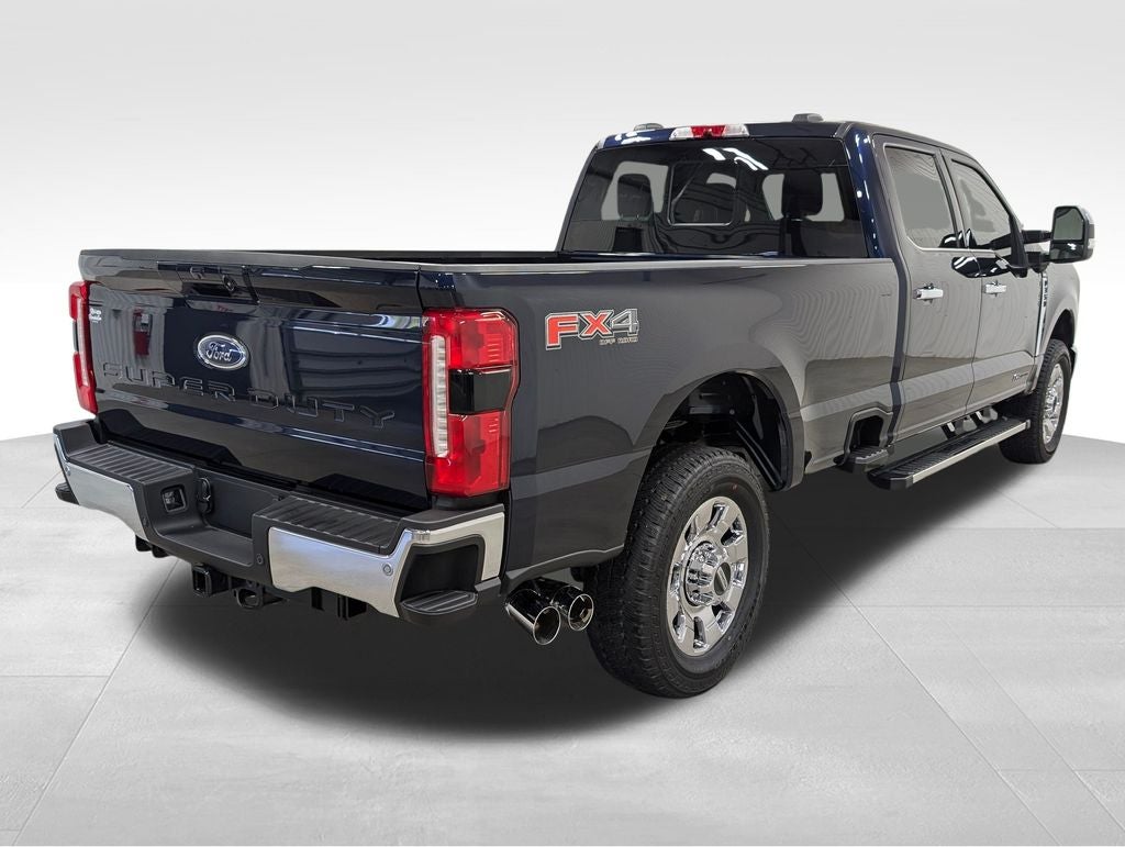 2025 Ford F-350SD Lariat