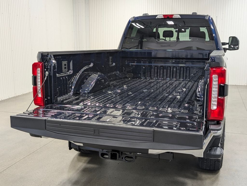 2025 Ford F-350SD Lariat
