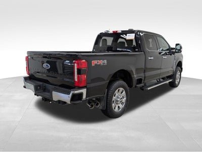 2025 Ford F-350SD Lariat