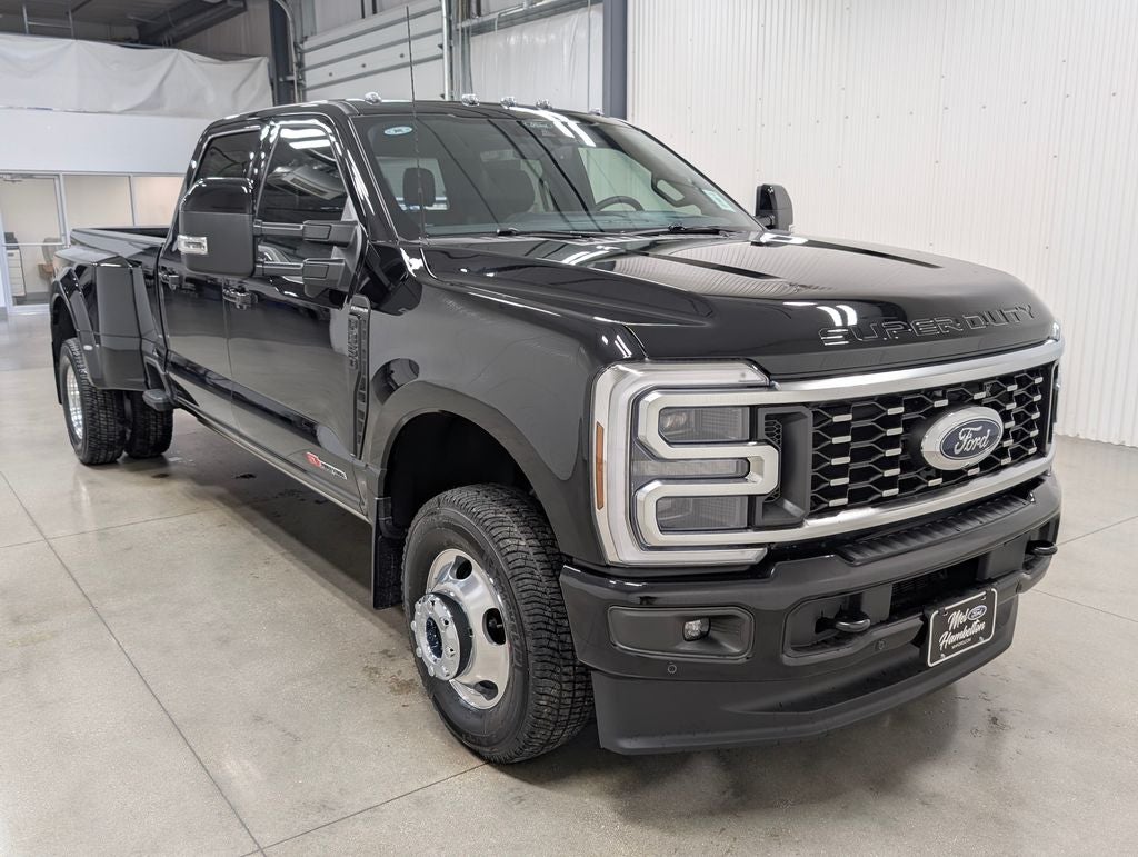 2026 Ford F-350SD Platinum DRW