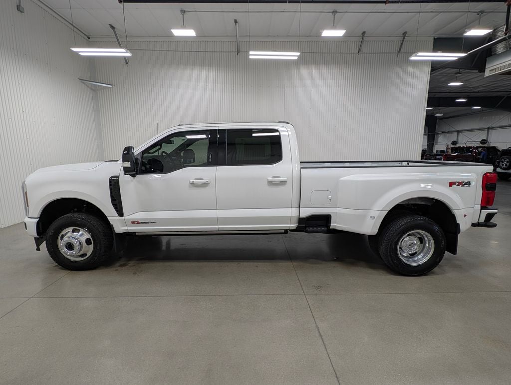2026 Ford F-350SD Platinum DRW