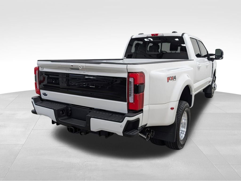 2026 Ford F-350SD Platinum DRW