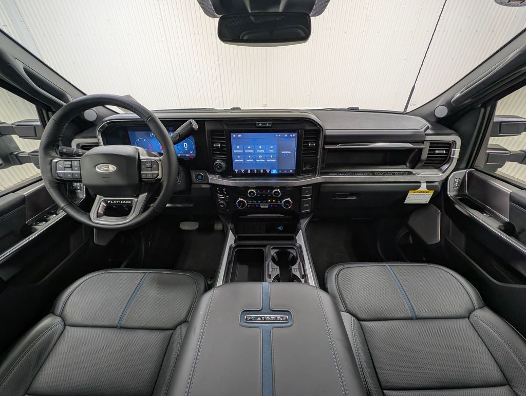 2026 Ford F-350SD Platinum DRW