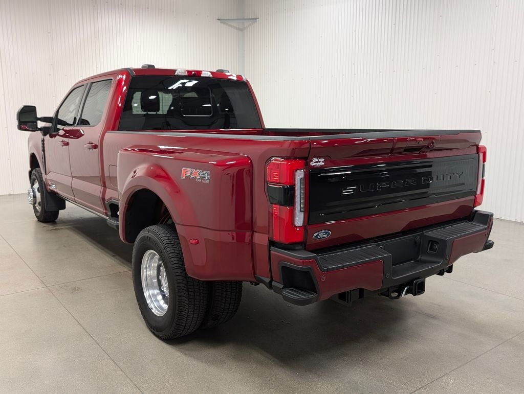 2025 Ford F-350SD Platinum DRW