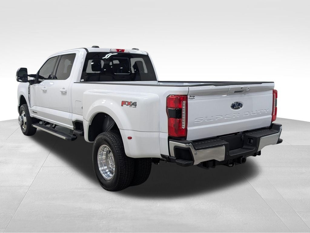 2026 Ford F-350SD Lariat DRW