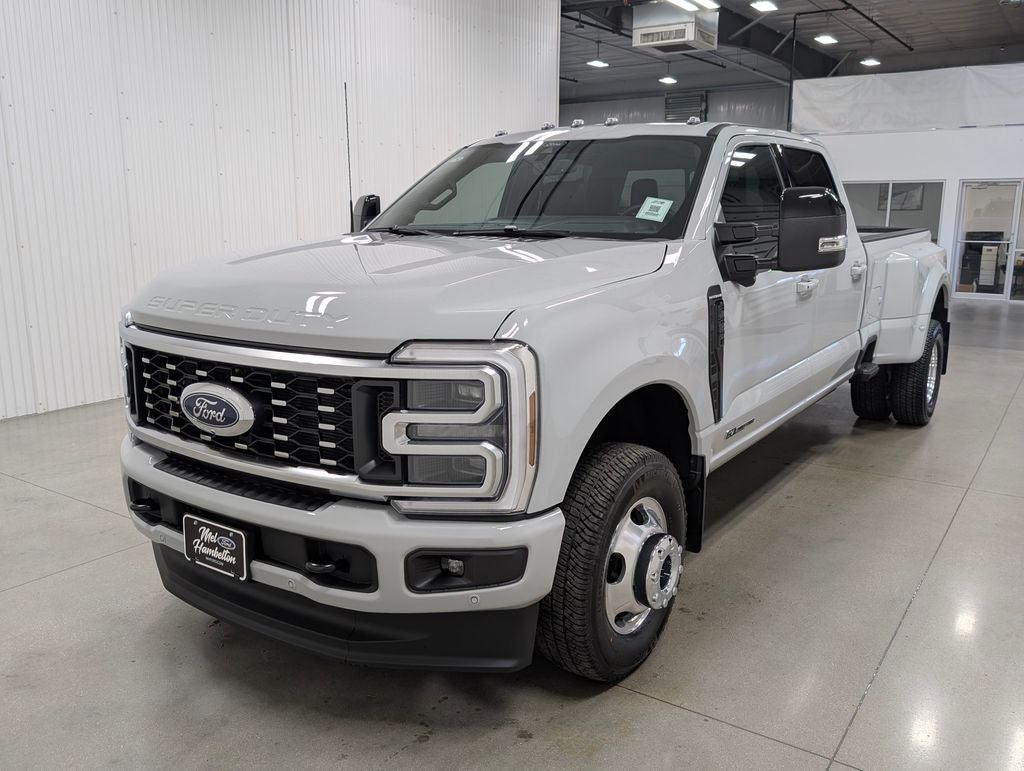 2026 Ford F-350SD Platinum DRW