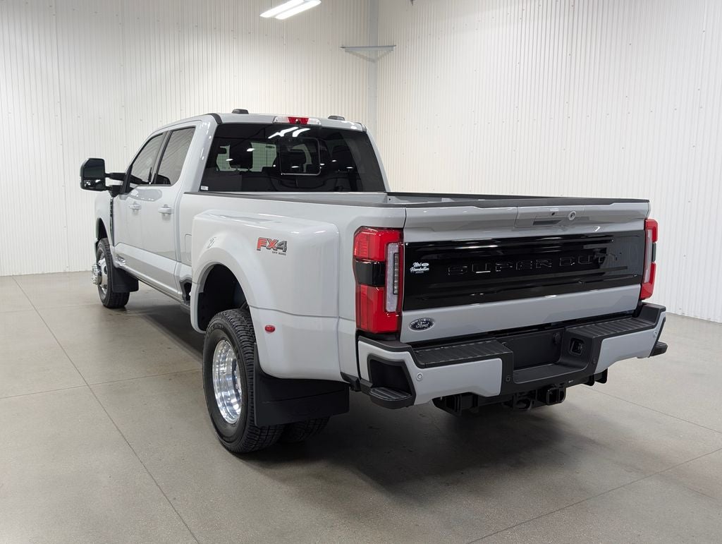 2026 Ford F-350SD Platinum DRW