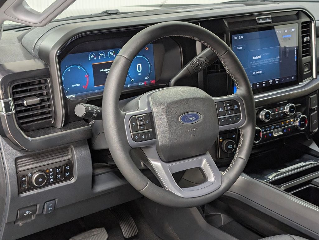 2026 Ford F-350SD Lariat DRW