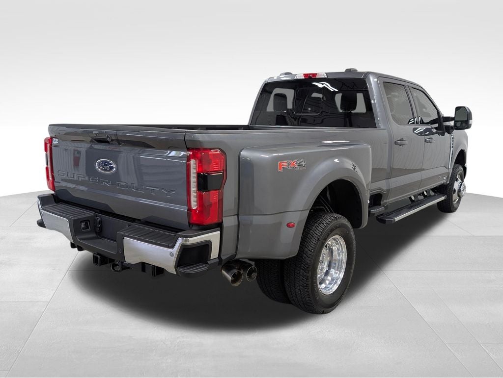2026 Ford F-350SD Lariat DRW