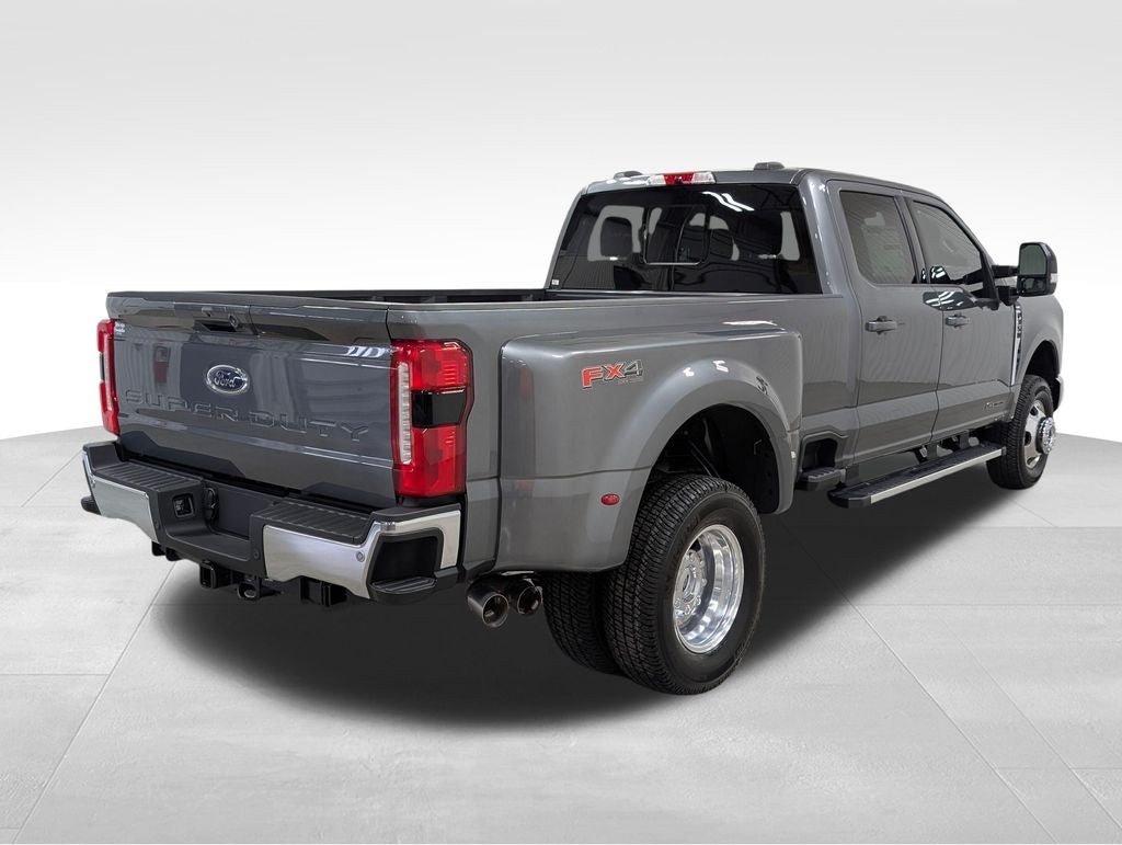2026 Ford F-350SD Lariat DRW