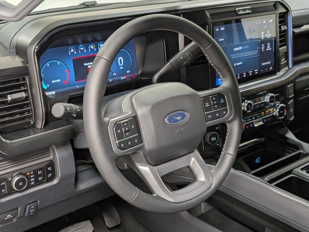 2026 Ford F-350SD Lariat DRW
