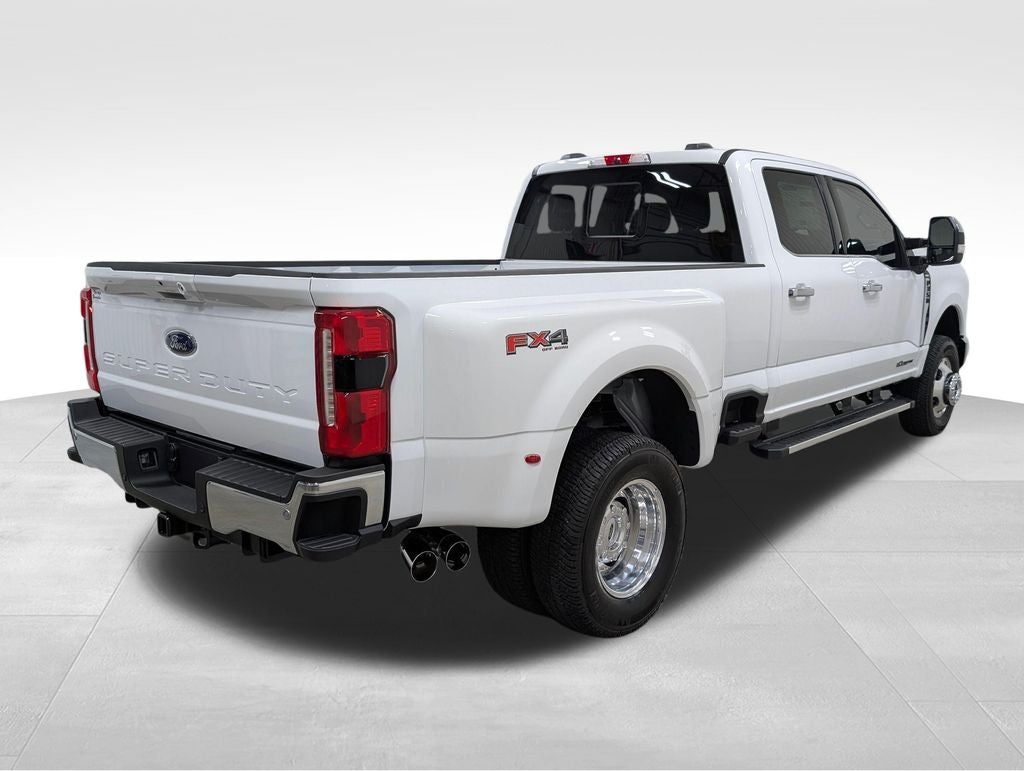 2026 Ford F-350SD Lariat DRW