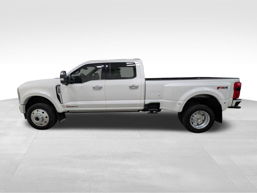 2025 Ford F-450SD Platinum DRW