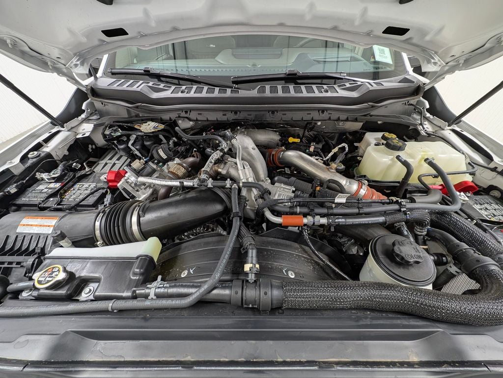 2025 Ford F-450SD Platinum DRW