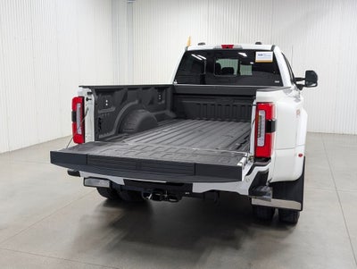 2025 Ford F-450SD Platinum DRW