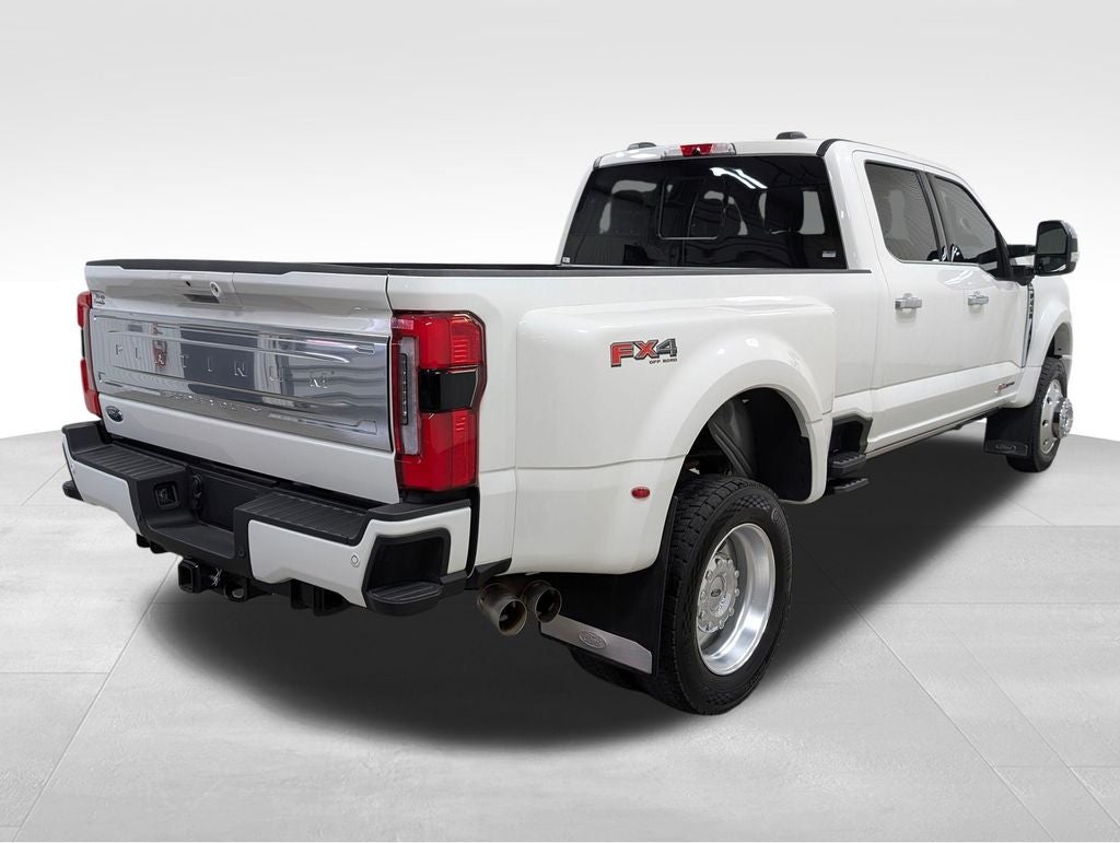 2025 Ford F-450SD Platinum DRW