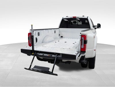 2026 Ford F-450SD Platinum DRW