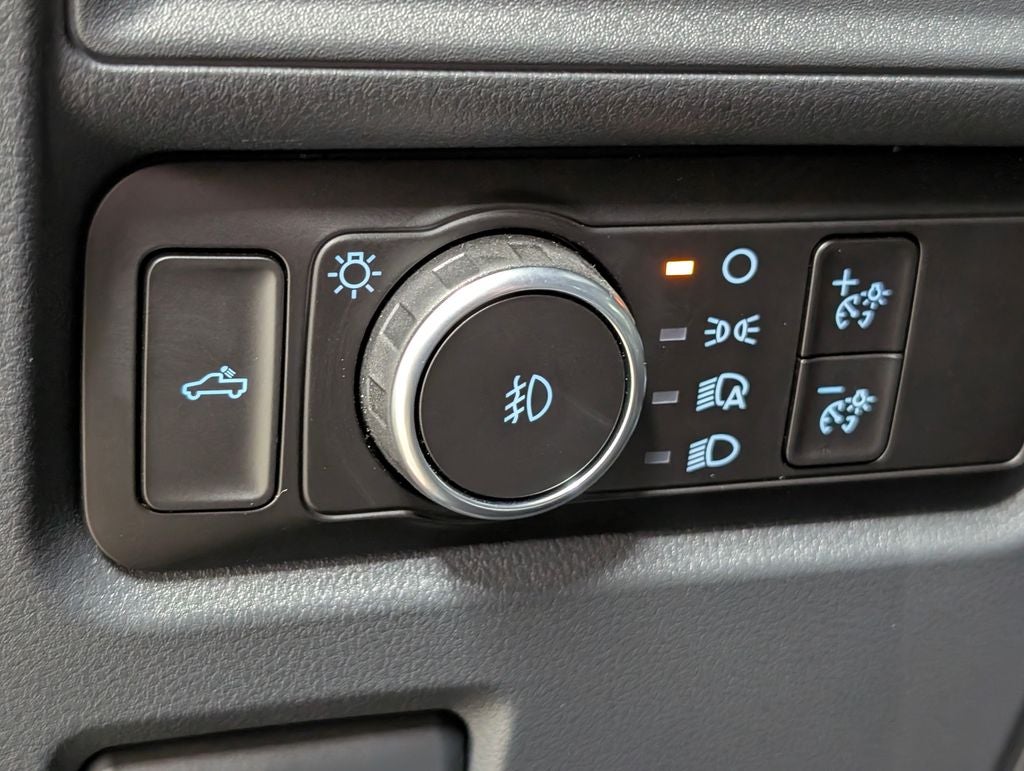 2026 Ford F-150 STX Lobo