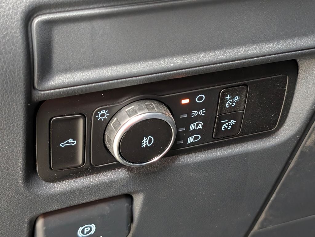 2026 Ford F-150 STX Lobo