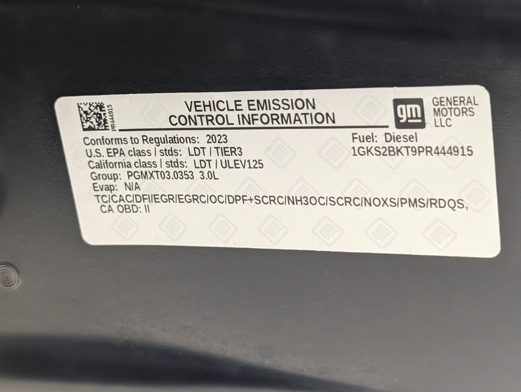 2023 GMC Yukon SLT