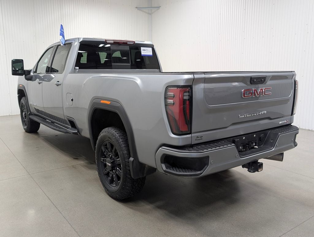 2025 GMC Sierra 3500HD AT4