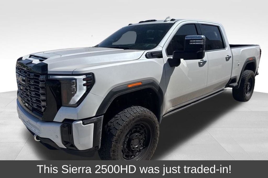 2025 GMC Sierra 4WD Crew Cab Long Box Denali Ultimate's photo