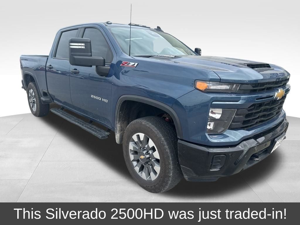 2025 Chevrolet Silverado HD Custom 4WD Crew Cab Standard Box's photo