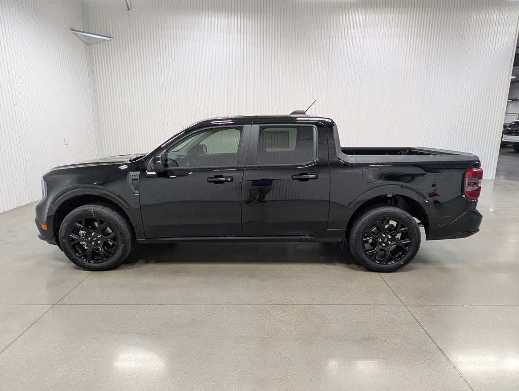 2025 Ford Maverick Lobo Standard